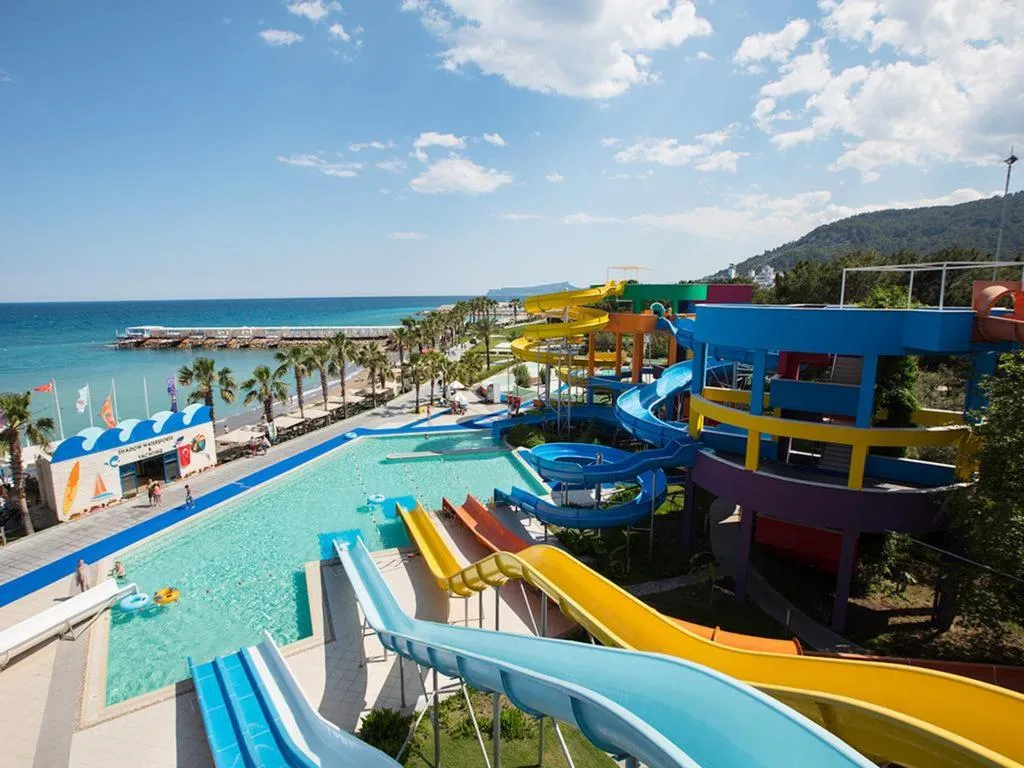 Sports and Entertainment, Rixos Sungate Land of Legend Theme Park FreeAcces, Antalya