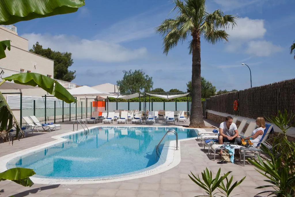 Pool, Aparthotel Isla de Cabrera, Majorca