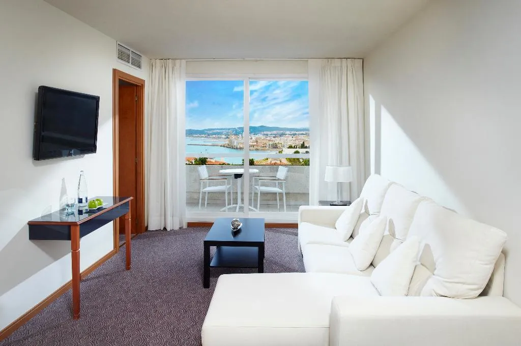 JUNIOR SUITE STANDARD Room, Melia Sitges, Costa Brava
