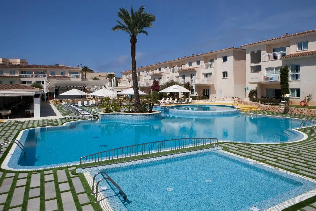 Terrace, Aparthotel Isla de Cabrera, Majorca