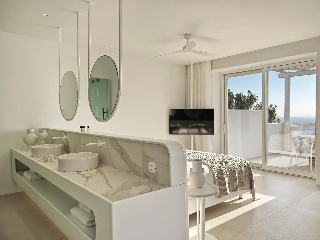 SUITE EXECUTIVE SEA VIEW Room, Lovia Mykonos, Mykonos