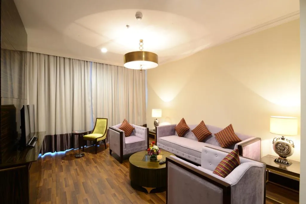 SUITE EXECUTIVE Room, Landmark Premier Hotel, Dubai