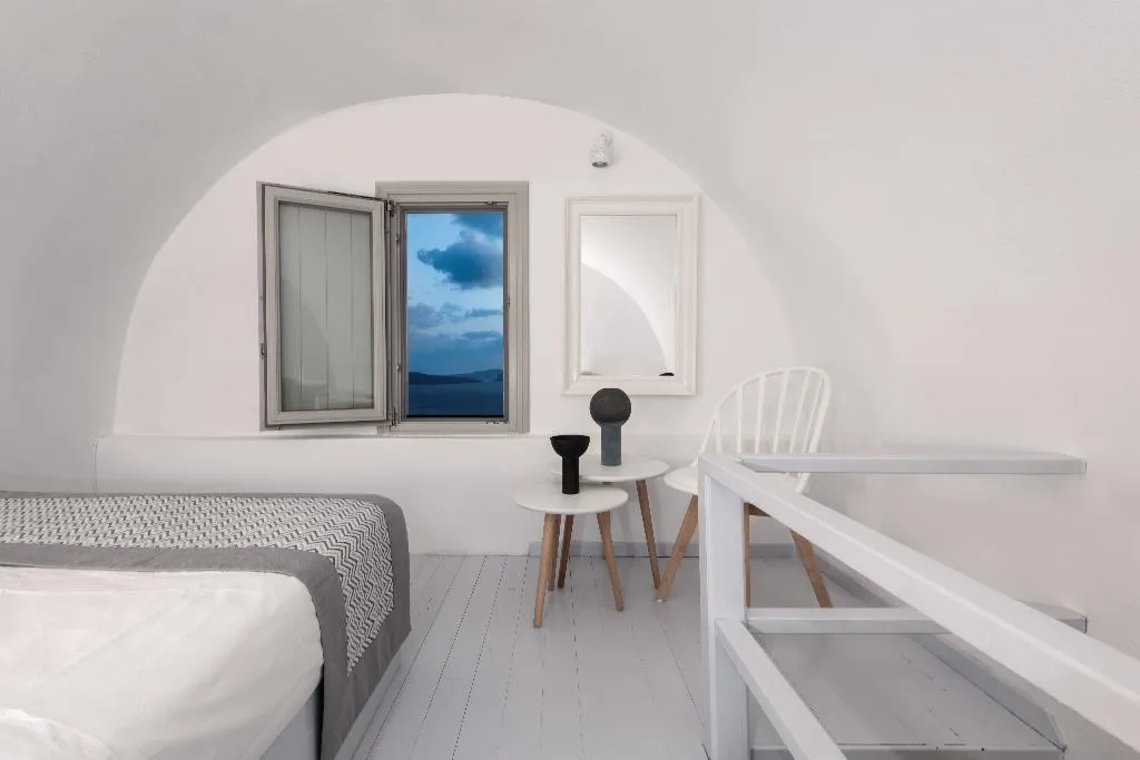 SUITE WITH DOUBLE BED Room, Caldera Premium Villas, Santorini