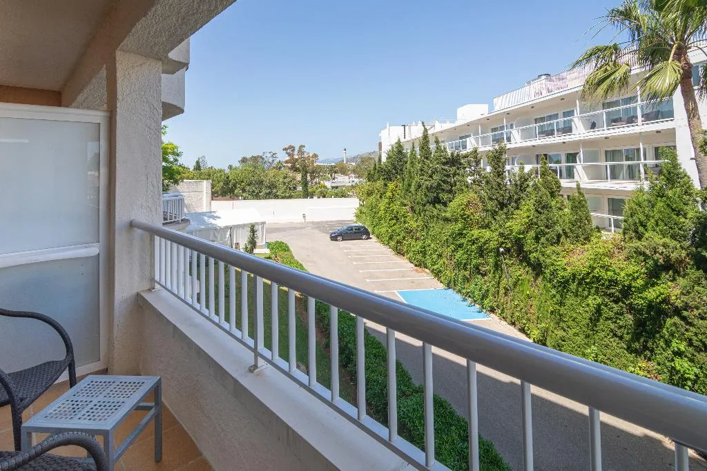 Double or Twin ECONOMY Room, JS Alcudi Mar, Majorca