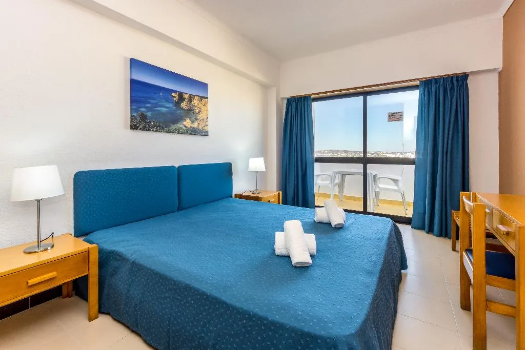 APARTMENT TWO BEDROOMS Room, Janelas do Mar, Algarve