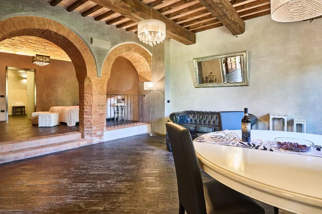 APARTMENT DELUXE ONE BEDROOM Room, Borgo San Giusto, Florence
