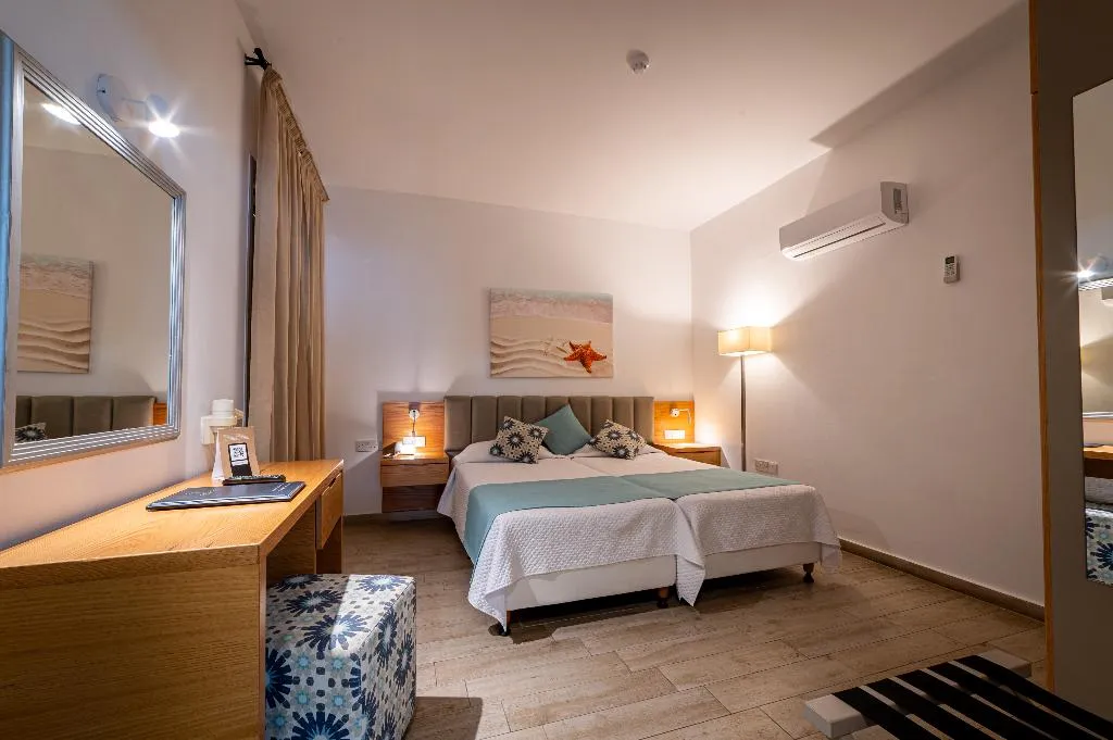 APARTMENT SUPERIOR SIDE SEA VIEW Room, Kefalos Beach Tourist Village, Cyprus