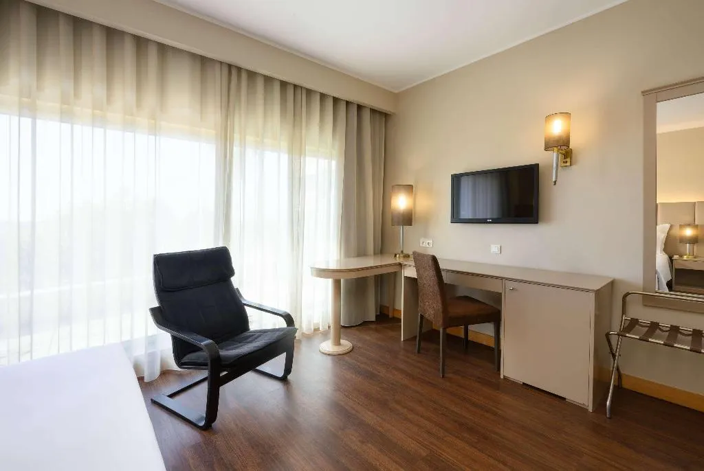 SUITE PREMIUM Room, Tryp Porto Expo Hotel, Porto