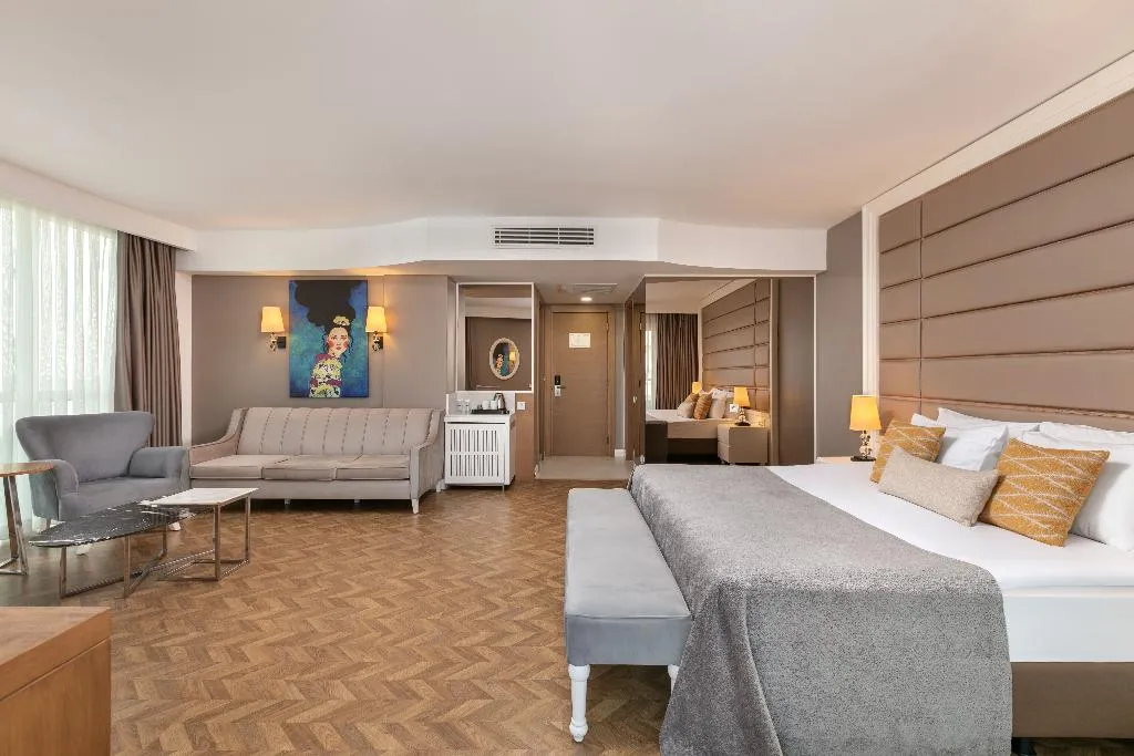 SUITE STANDARD Room, Sherwood Exclusive Lara, Antalya