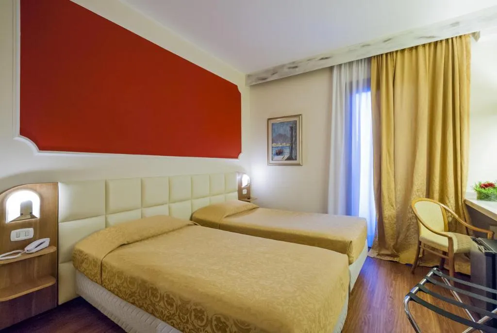Room, Delta Florence, Florence