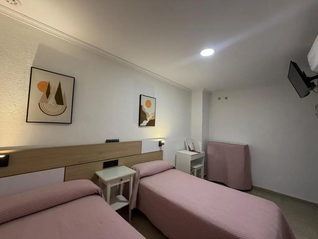 TRIPLE STANDARD Room, Hostal Bahía, Costa De La Luz