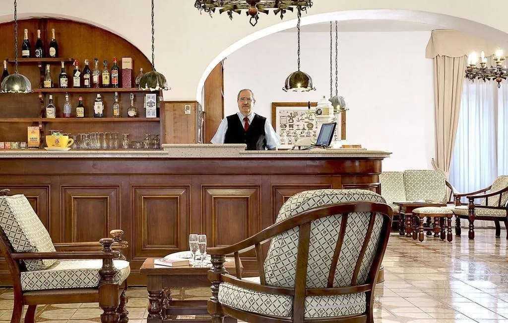 Bar, Royal Terme, Naples