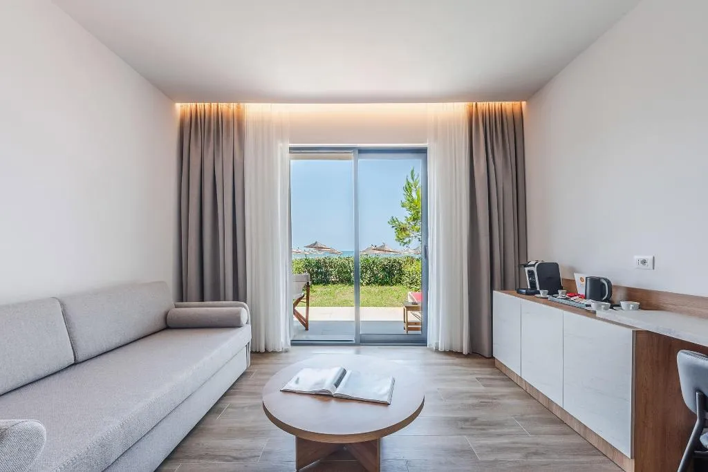 JUNIOR SUITE SEA VIEW Room, Sol Tropikal Durres, Durres
