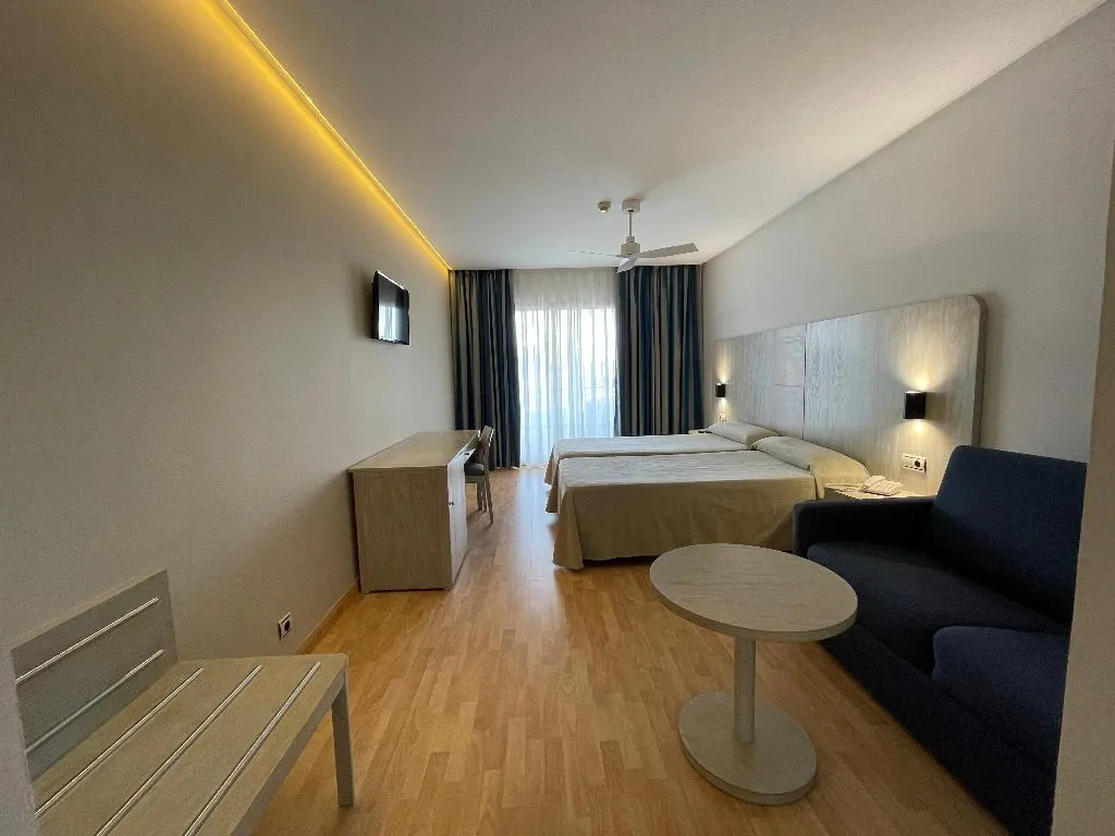 Double or Twin GARDEN VIEW Room, AGH Canet, Valencia