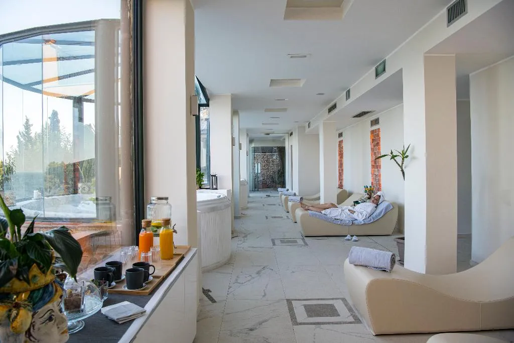Sports and Entertainment, Grand Hotel San Pietro, Taormina