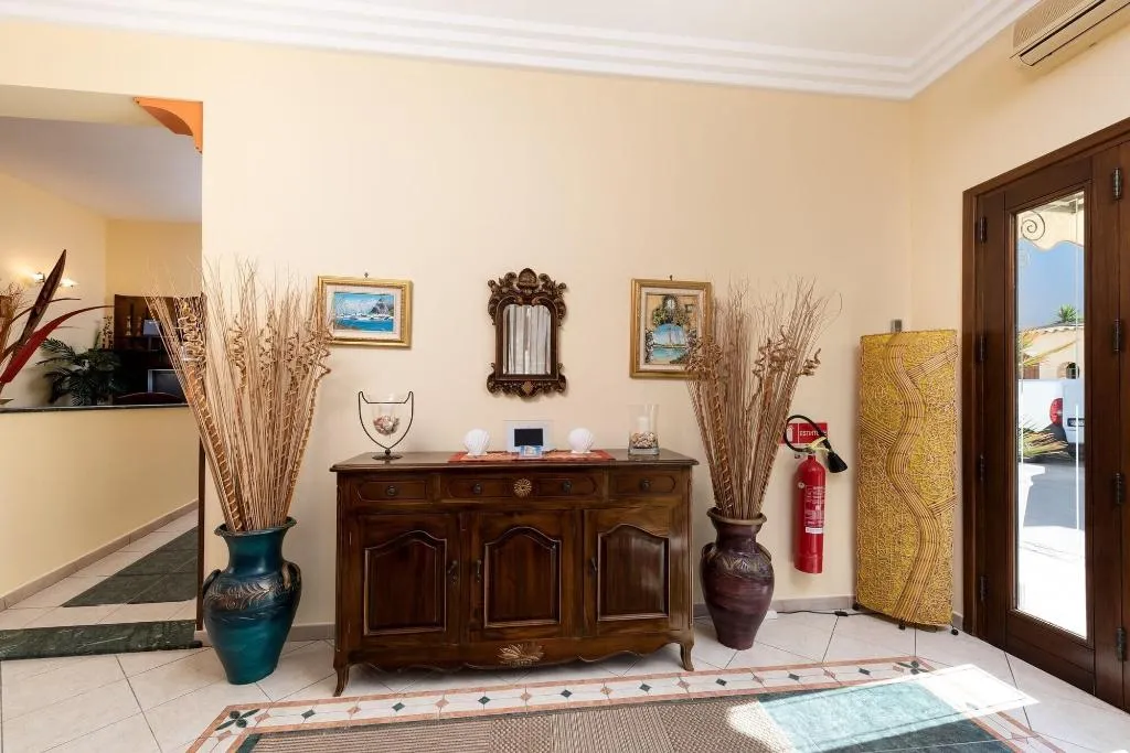 Lobby, Hotel Baia Di Venere, Palermo