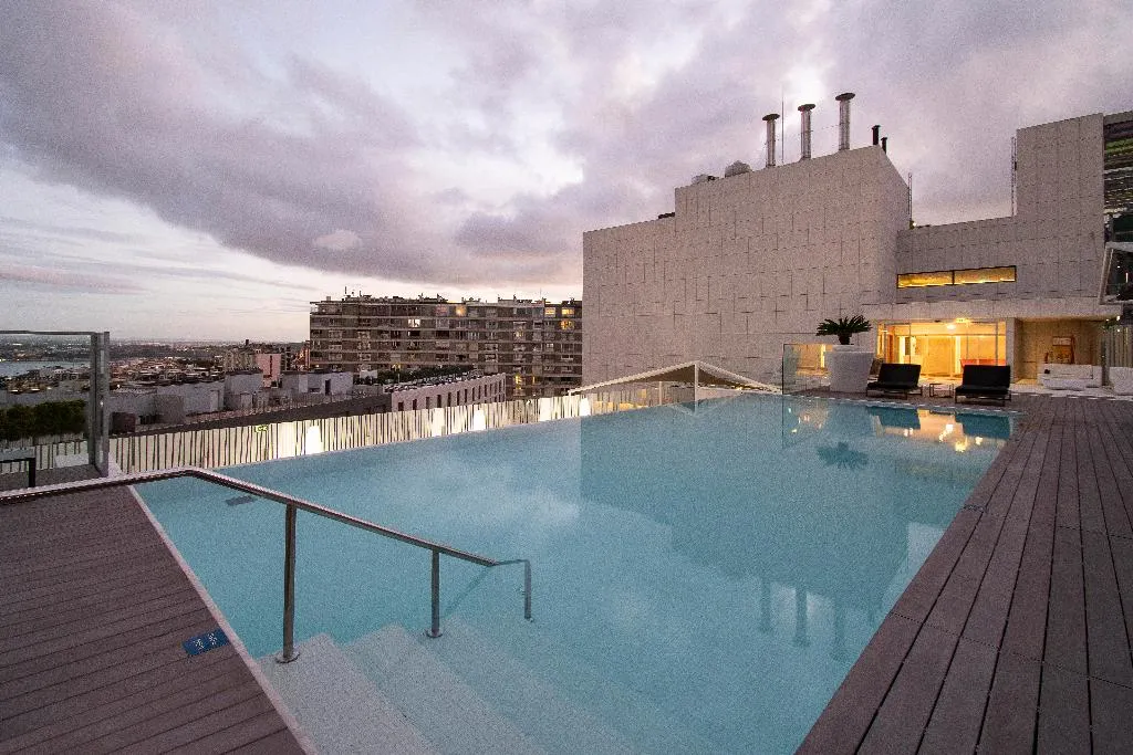Pool, Epic SANA Lisboa, Lisbon