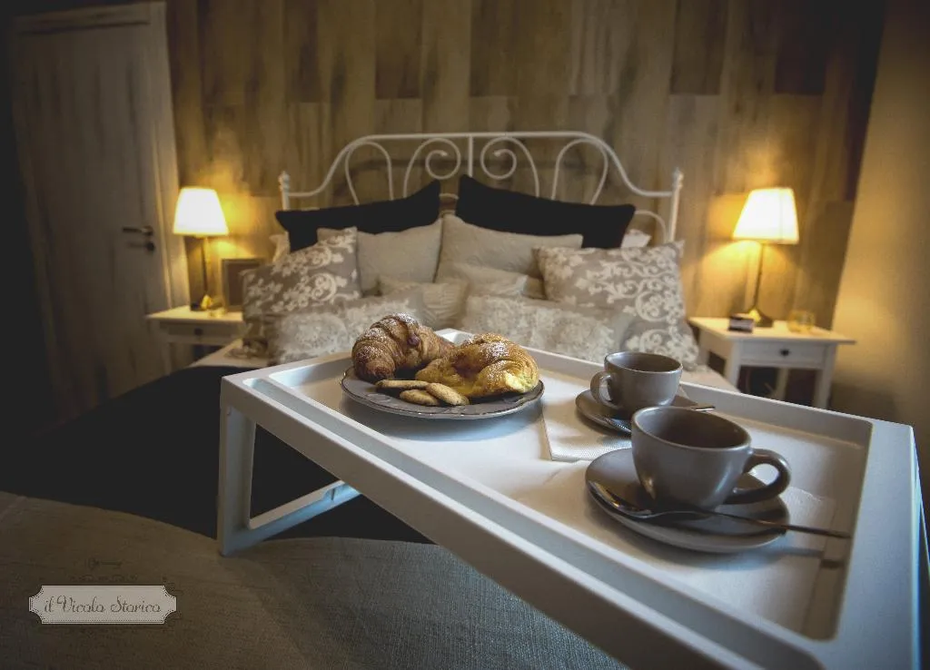 DOUBLE SUPERIOR Room, Elegant B&B Il Vicolo Storico, Naples