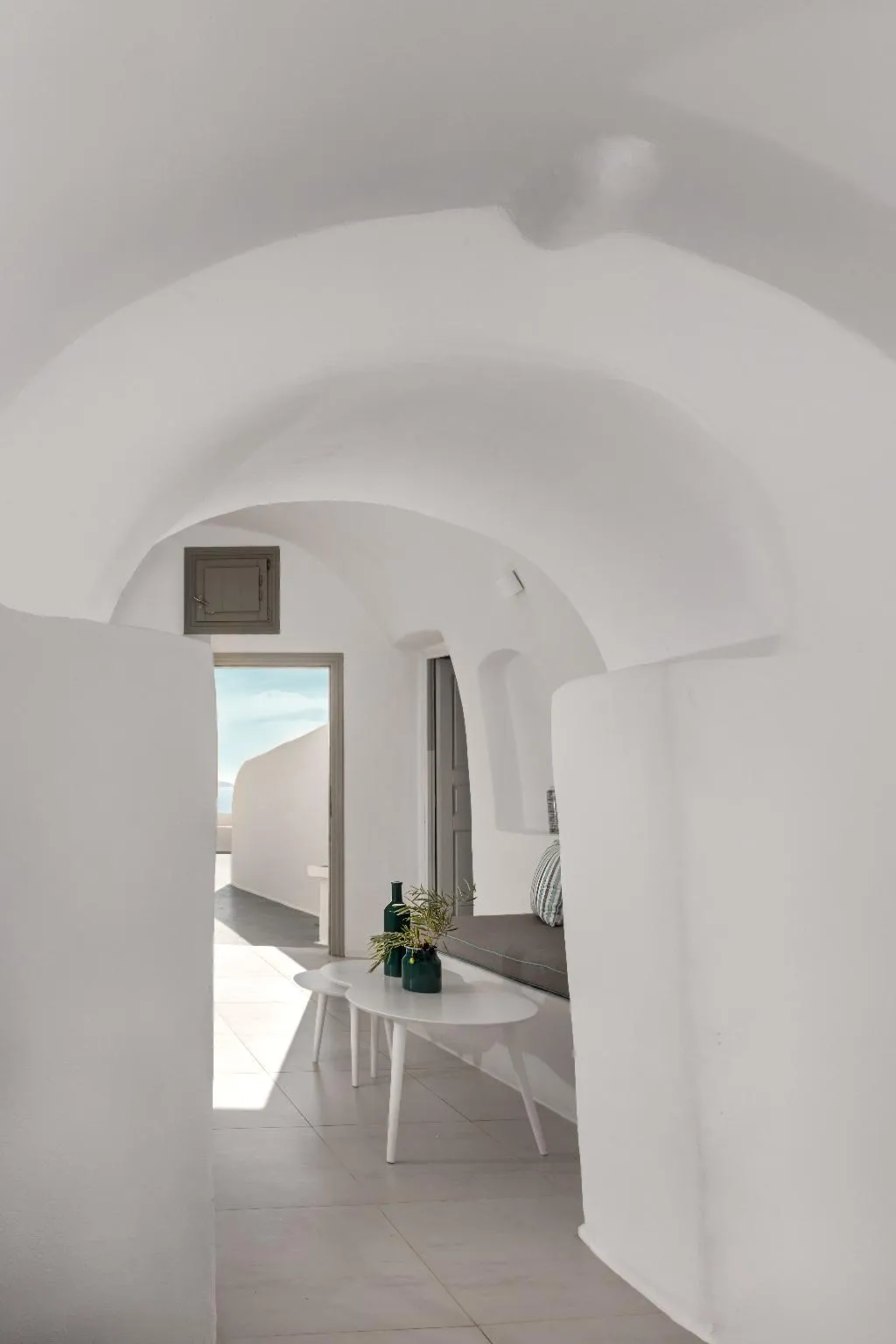 SUITE WITH JACUZZI Room, Caldera Premium Villas, Santorini