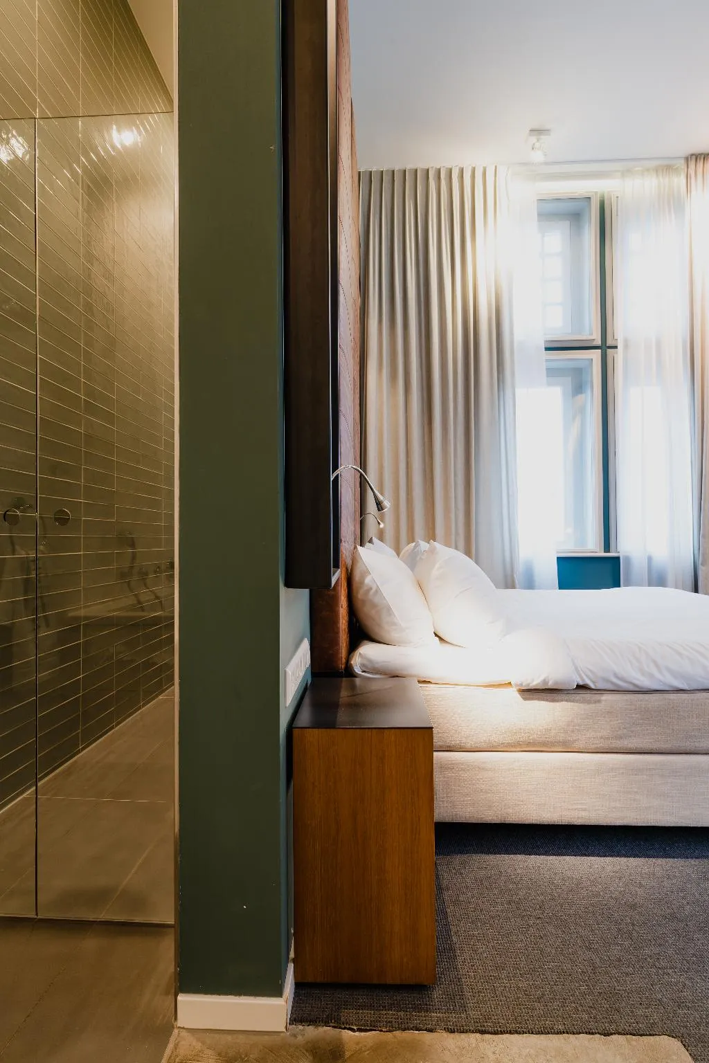 DOUBLE STANDARD Room, Hotel De Hallen, Amsterdam