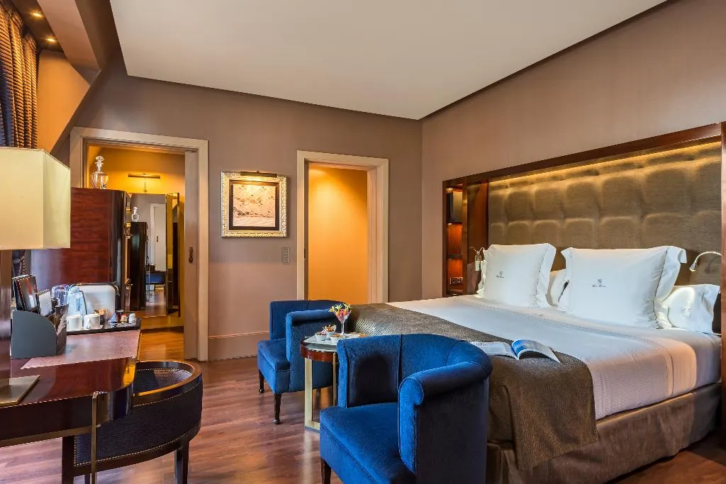 DOUBLE SUPERIOR Room, Casa Fuster, Barcelona