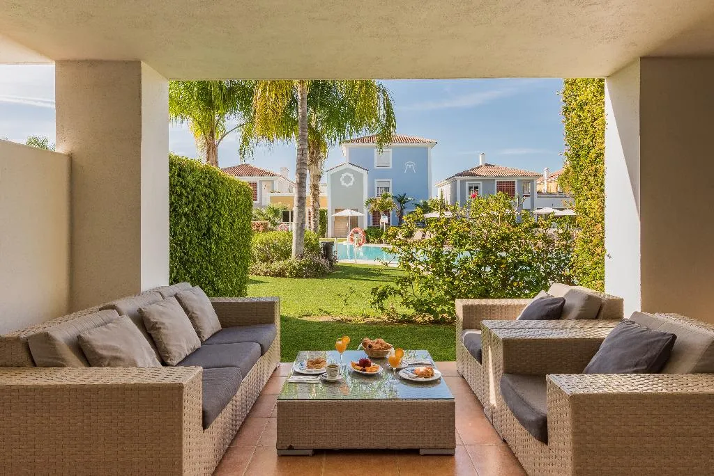 Terrace, Cortijo del Mar Resort, Costa Del Sol