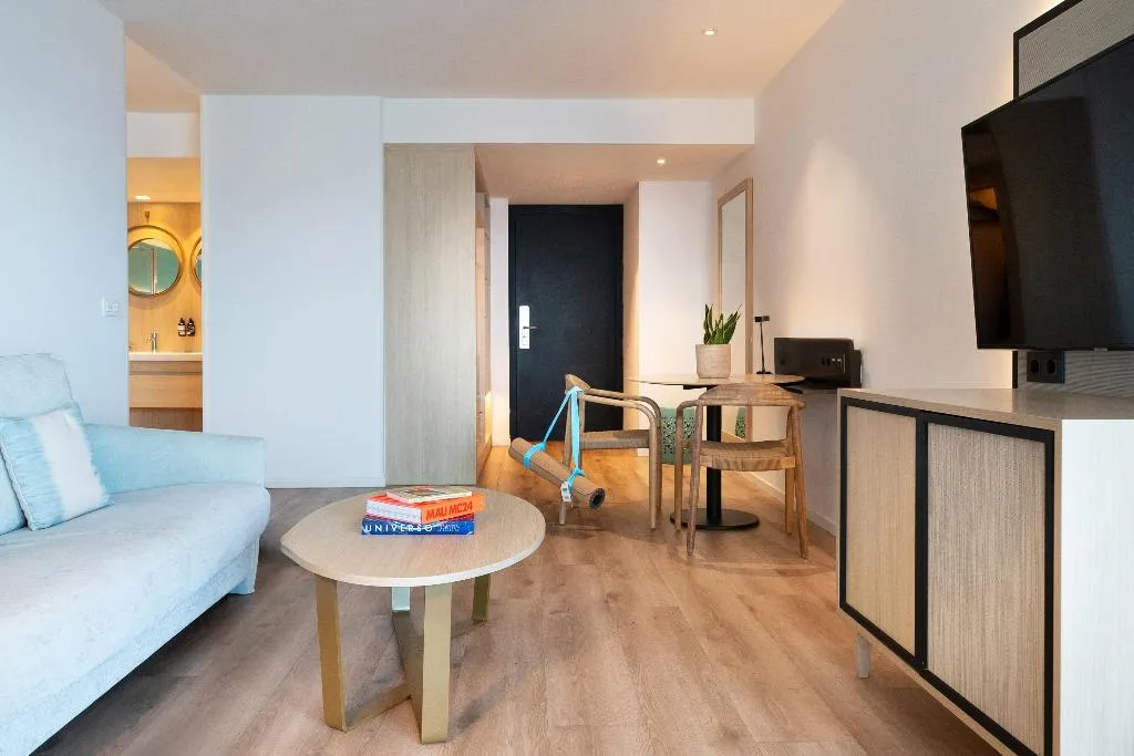 JUNIOR SUITE WITH VIEWS Room, Innside Alicante Porta Maris, Costa Blanca