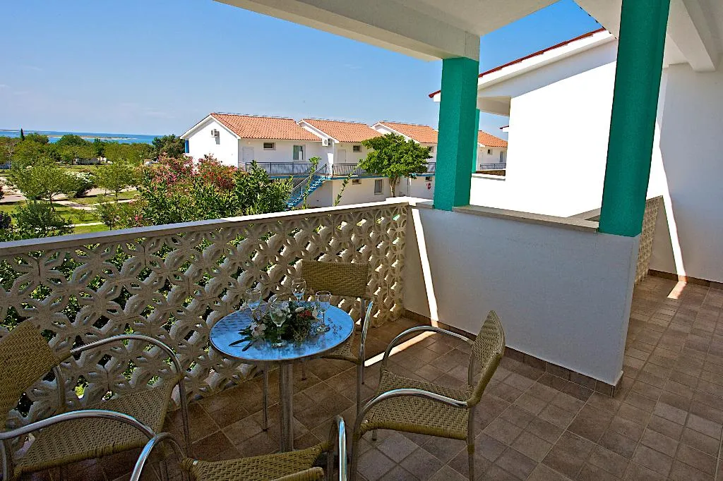 APARTMENT TWO BEDROOMS Room, Kazela Apartments, Istria