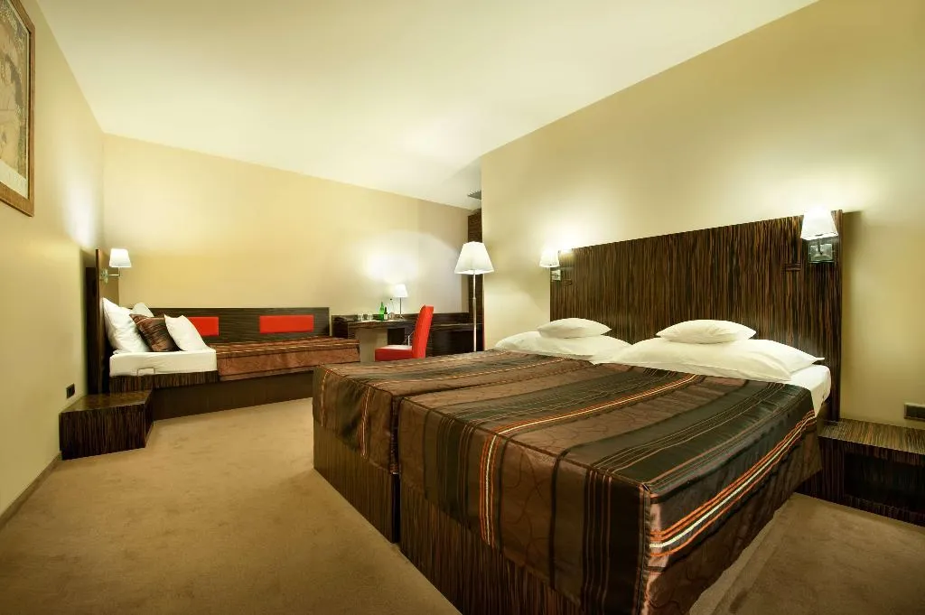 Room, EA Hotel Crystal Palace, Prague