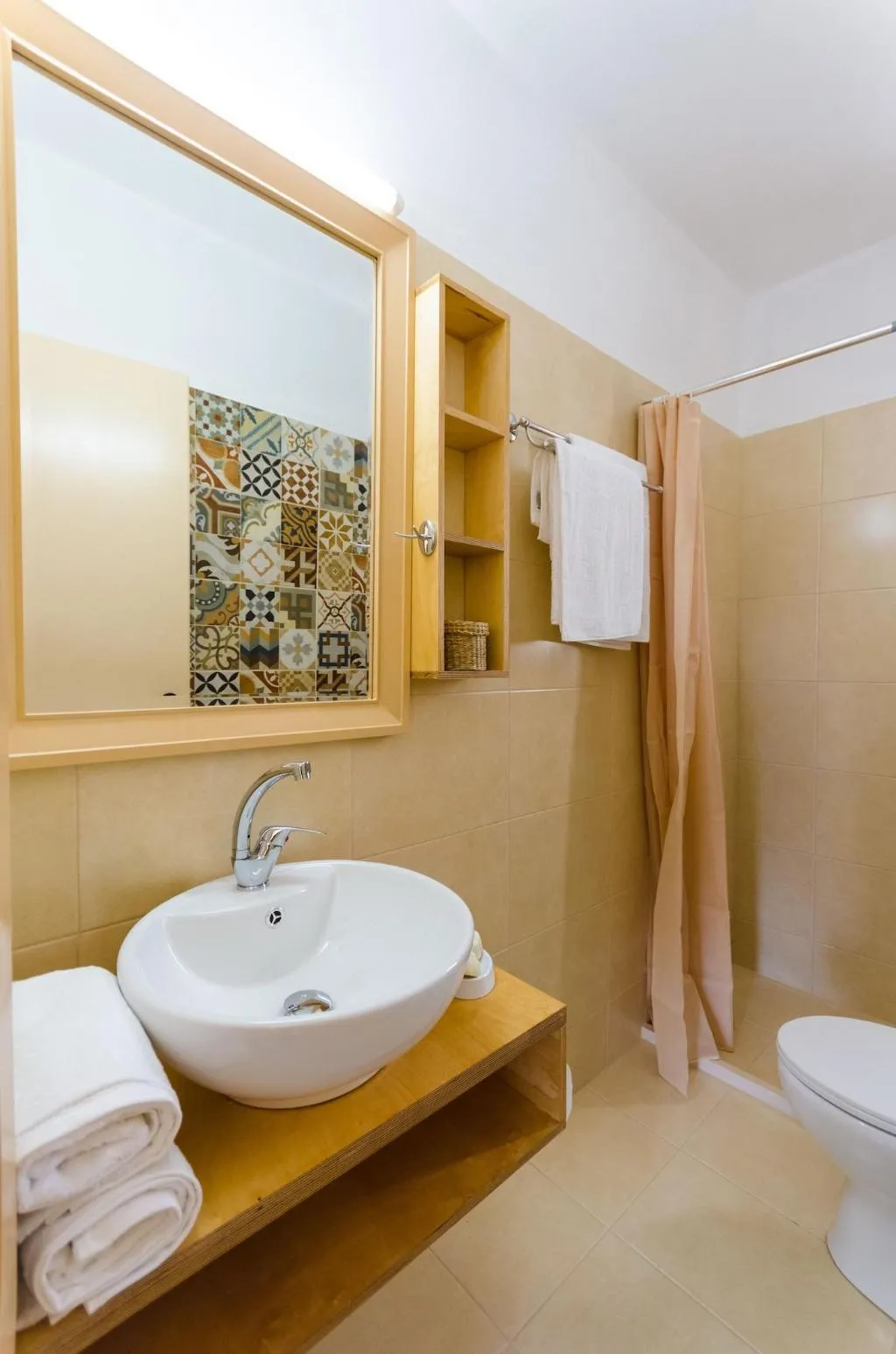Room, Happiness Apartments, Crete