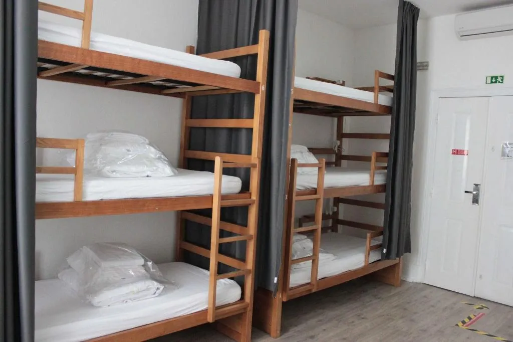 Room, Royal Prince Hostel, Lisbon