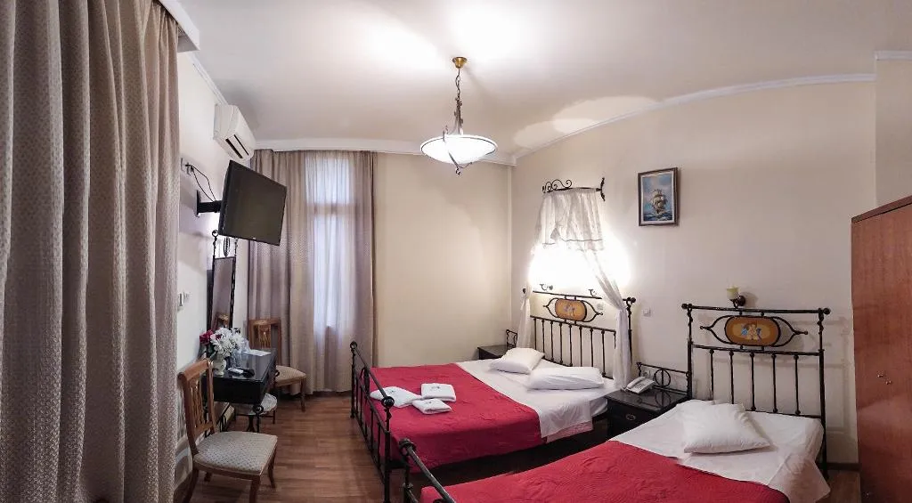 Room, Cecil hotel, Athens