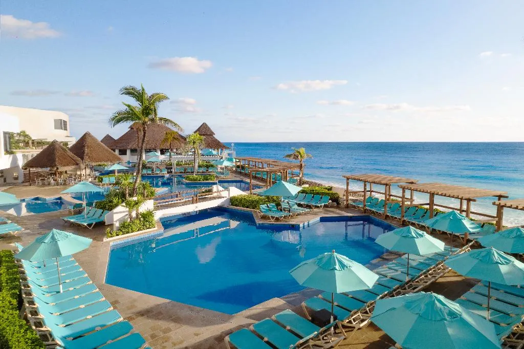Pool, Royal Solaris Cancun Resort All Inclusive, Cancun Area