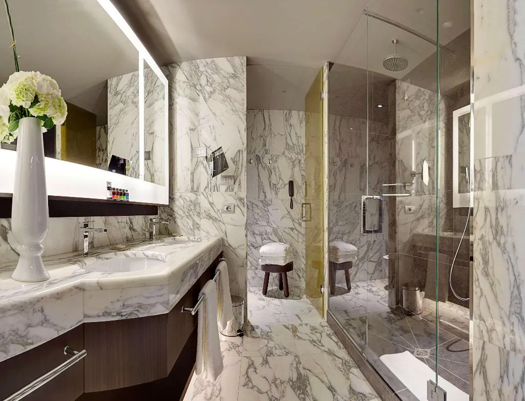 Room, Me Milan Il Duca, Milan