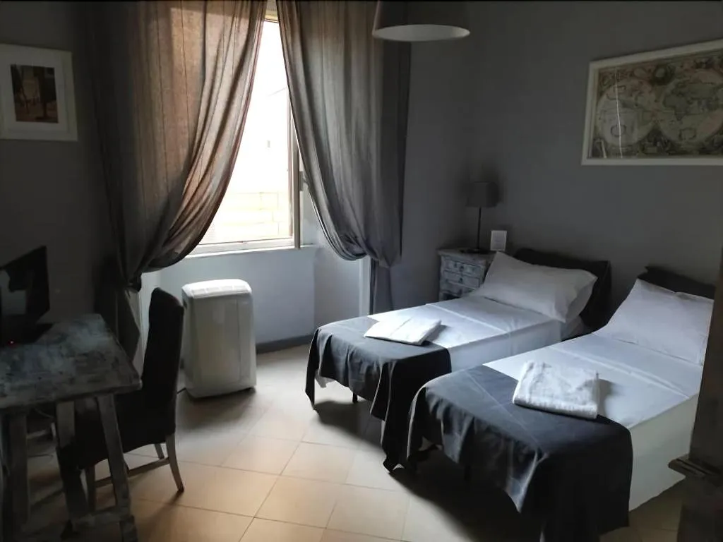 Room, Relais Indipendenza, Naples