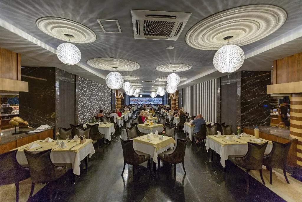 Restaurant, Royal Holiday Palace, Antalya