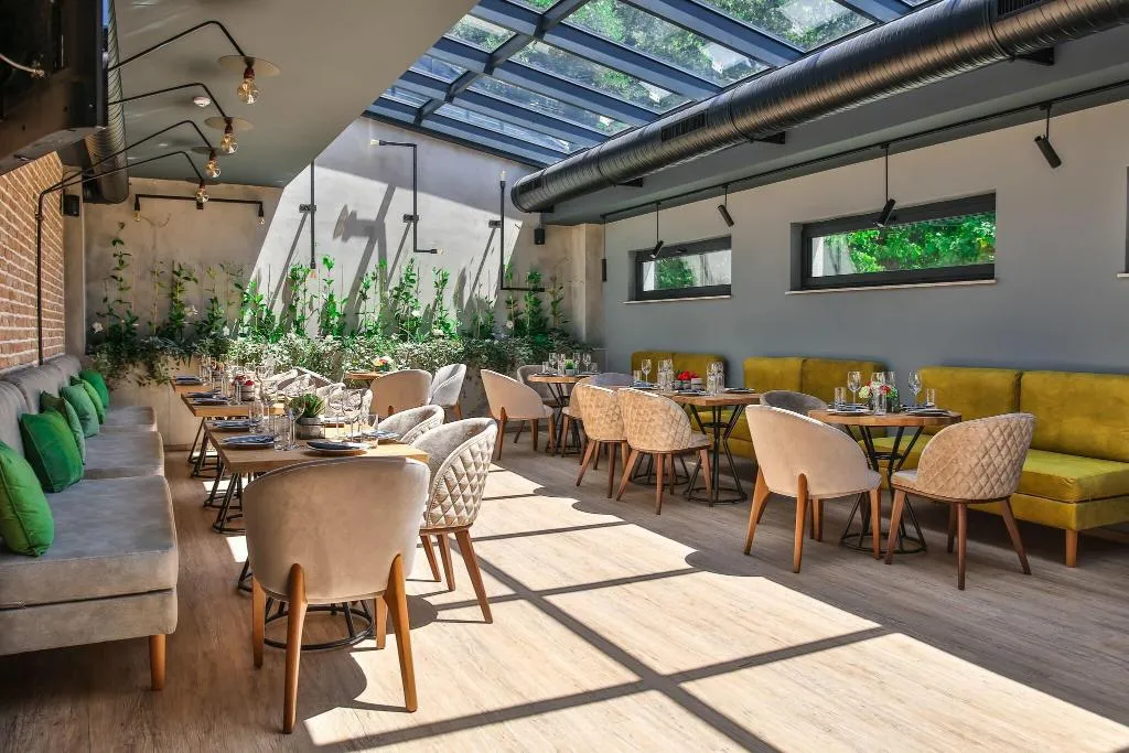 Restaurant, Reverence, Varna