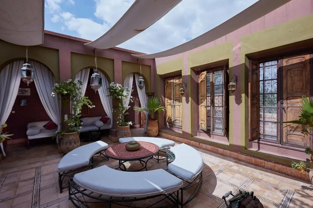 Terrace, Dar Ayniwen Garden Hotel & Bird Zoo, Marrakech