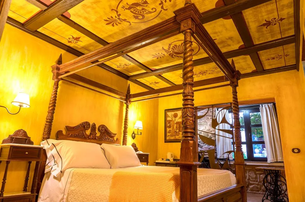 DOUBLE DELUXE Room, La Casa del Rector Hotel Spa, Madrid