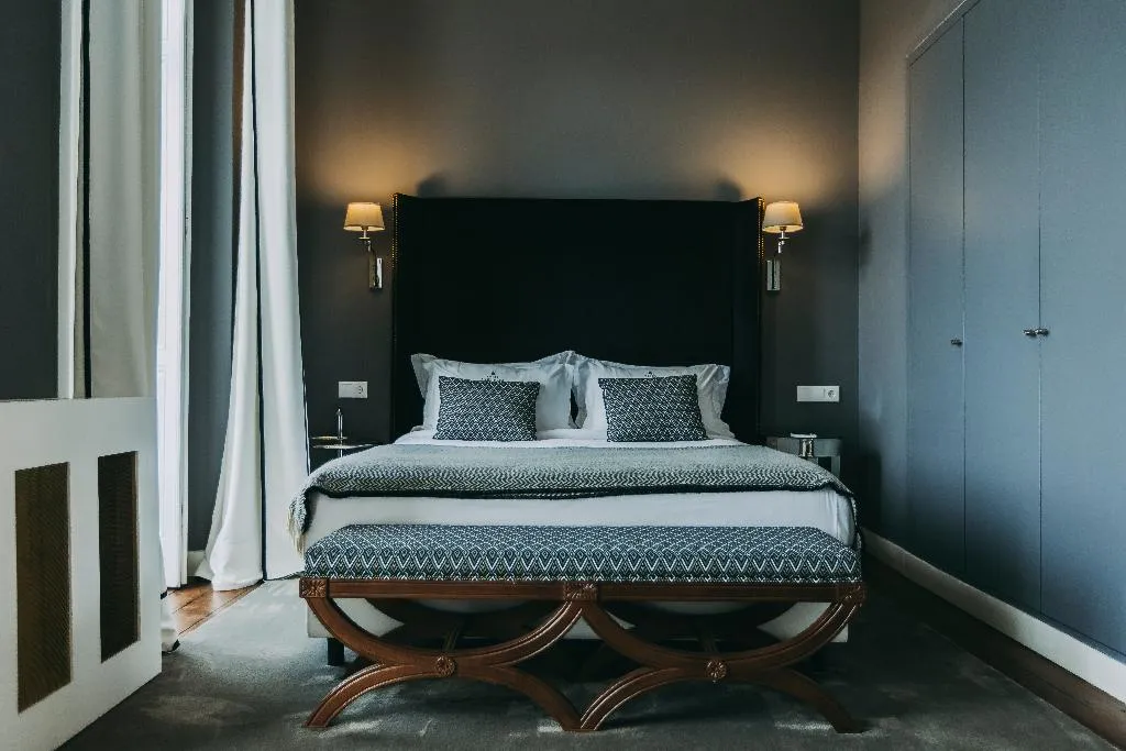 SUITE DELUXE CITY VIEW Room, Torel Palace Lisboa, Lisbon
