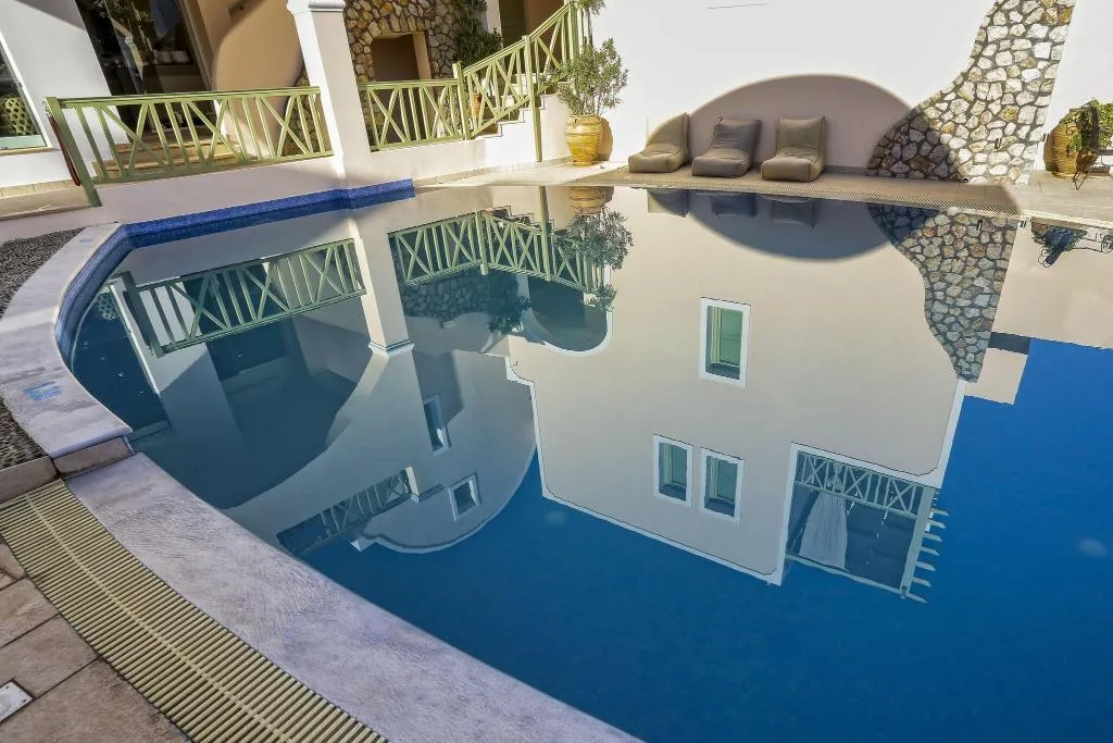 Pool, Anassa, Santorini