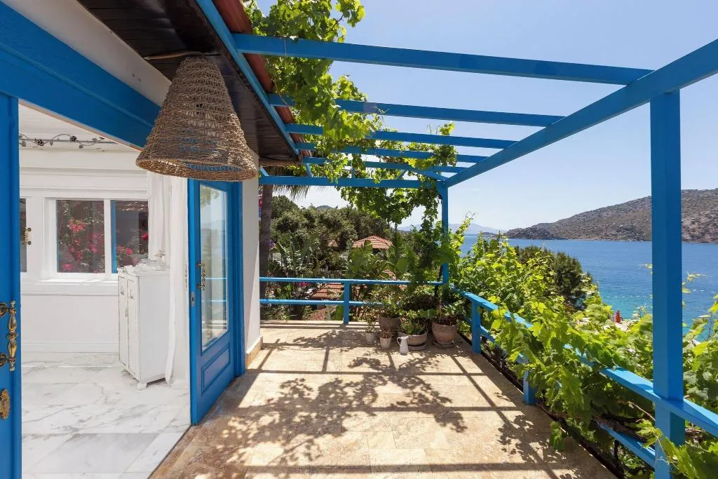 Terrace, Sabrina's Haus, Dalaman