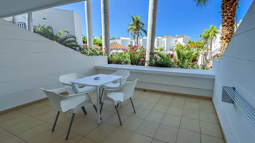 Room, Parque del Sol, Tenerife