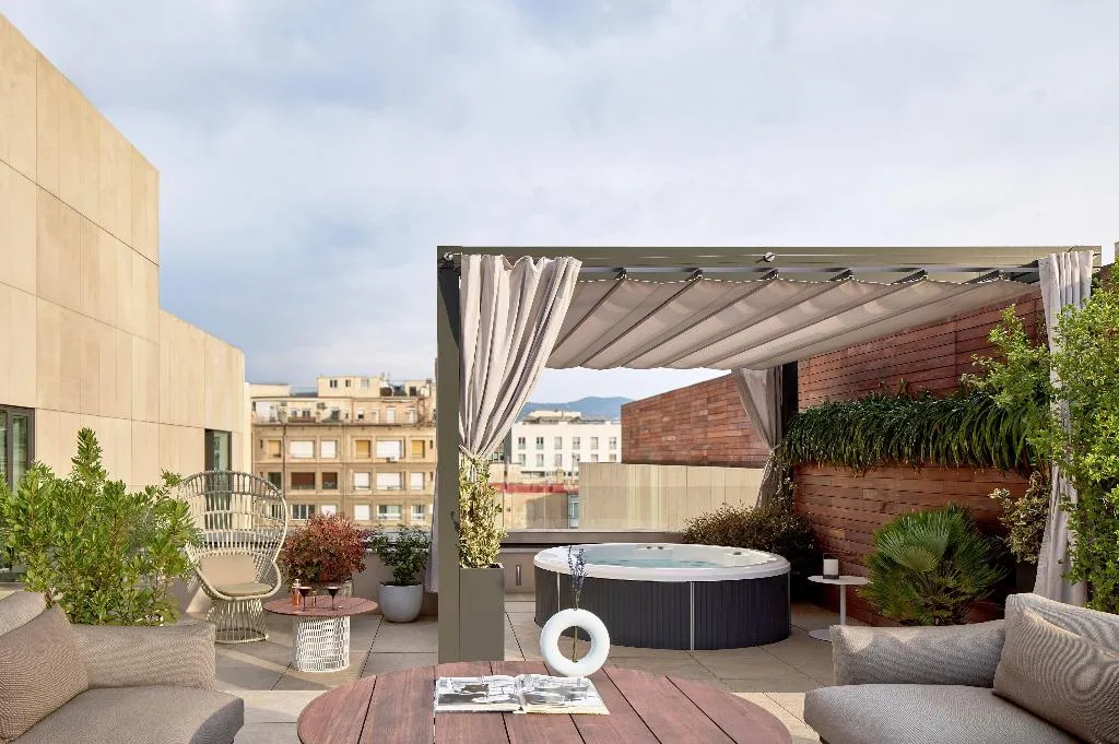 STUDIO WITH TERRACE Room, ME Barcelona, Barcelona