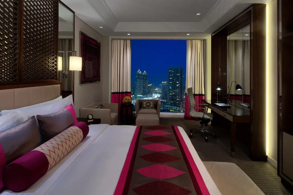 Room LUXURY CITY VIEW Room, Taj Dubai, Dubai