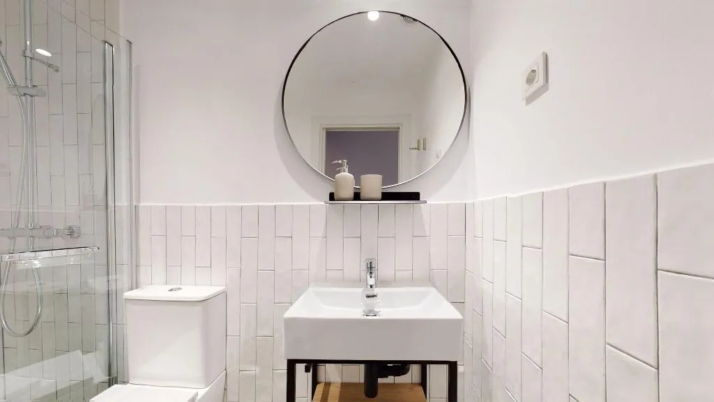 Room, Ola Living Hostal Tetuan, Madrid
