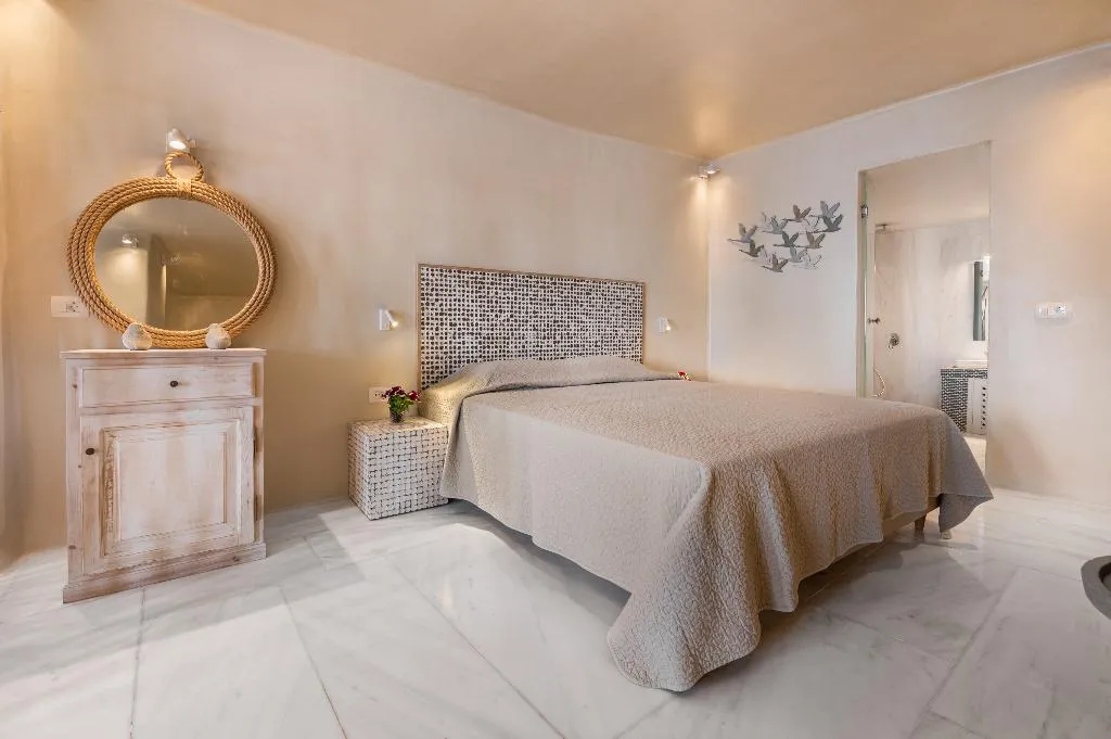 VILLA EXECUTIVE Room, Armeni Luxury Villas, Santorini