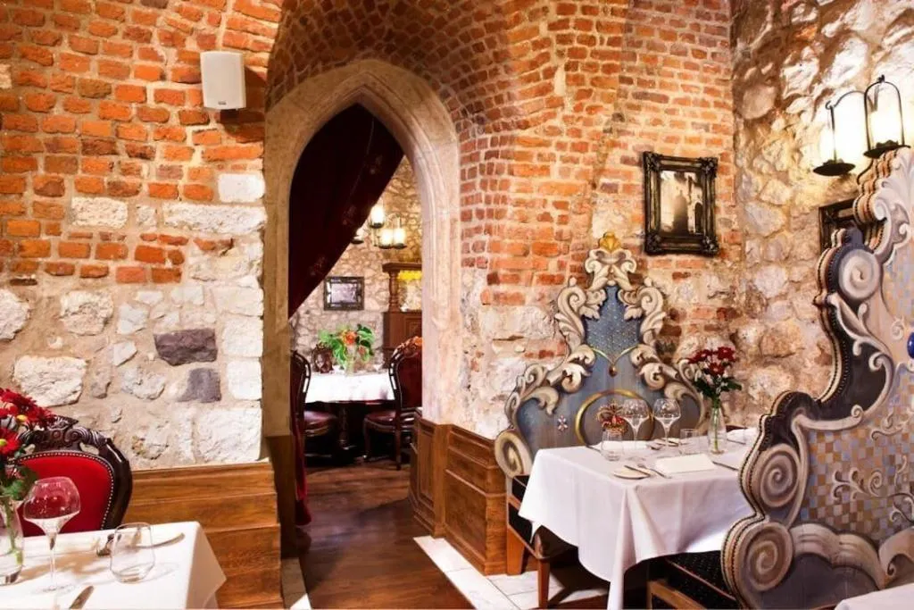 Restaurant, Kanonicza 22, Krakow
