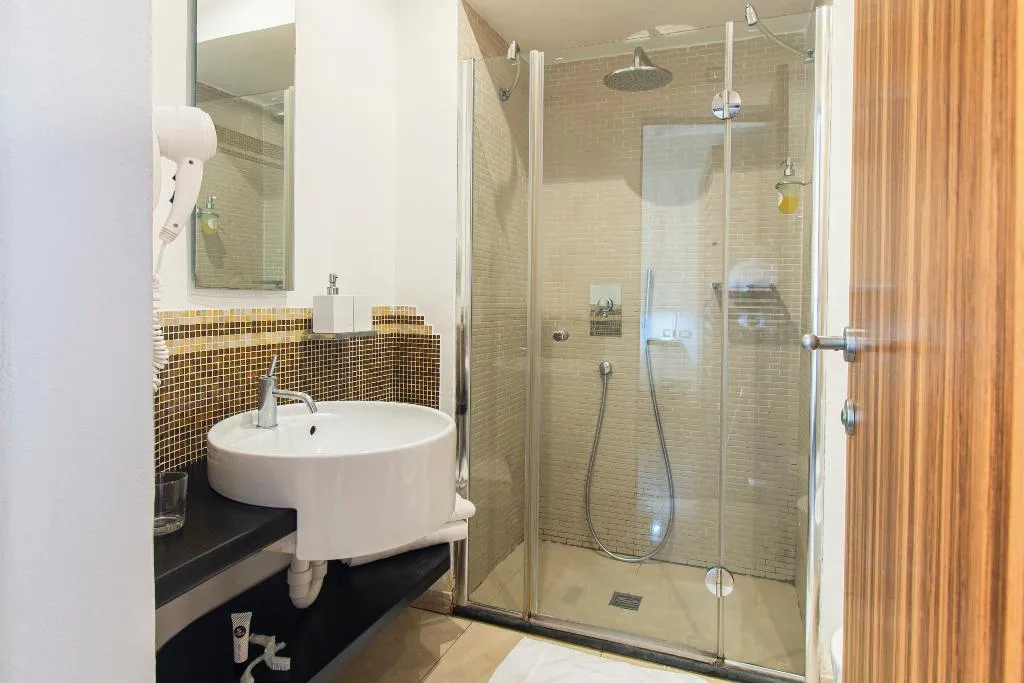 DOUBLE CLASSIC Room, Marina 10 Boutique & Design Hotel, Naples