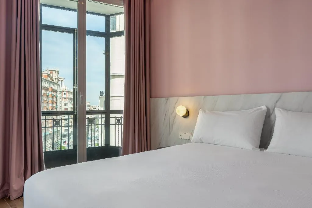 DOUBLE STANDARD Room, Ikonik Gran Vía, Madrid